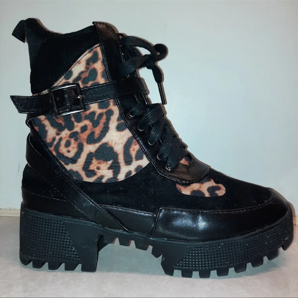 CAPE ROBBIN Goth Alt Ankle High Belted Lace Black Leopard Print COMBAT BOOTS 7